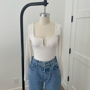 Good American Cream Fitted Cut Out Bodysuit